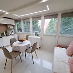 Lelle 아파트 *