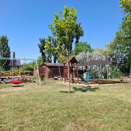 Lelle Apartamento Balatonlelle